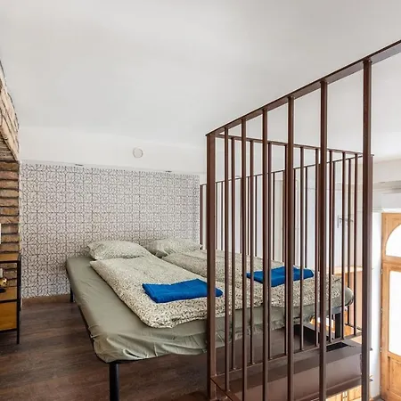 Fr34b Brenda Designer Apartment *